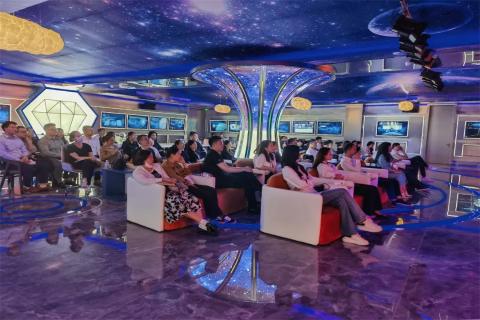 探访培育钻石，为高科技赋能！巨星国际团队赴科微之星观摩学习