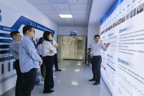 探访培育钻石，为高科技赋能！巨星国际团队赴科微之星观摩学习